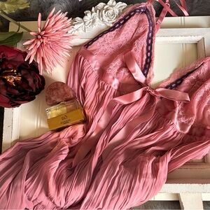 NWT Victoria's Secret Pink Lace Chemise